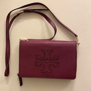 Tory Burch Clutch in Claret